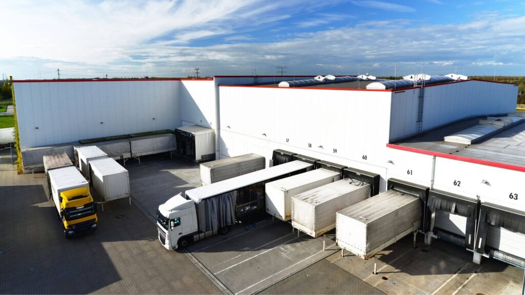 10 common misconceptions about hiring a 3pl company banner logos logistics blog